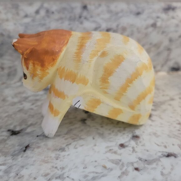 Handpainted Wooden Cat Figurine Yellow & White 2.5" Adorable Striped Design Home - Picture 8 of 8